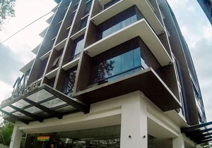 Mabolo Royal Hotel