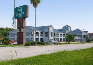 Quality Inn Clute Freeport