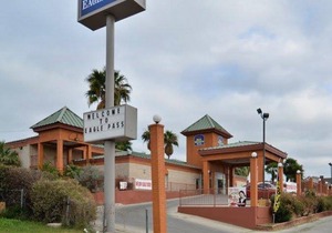 Econo Lodge Inn & Suites Eagle Pass