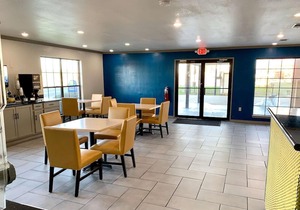 Days Inn by Wyndham Canton