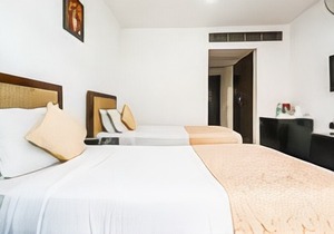 Clarks Inn Kaushambi