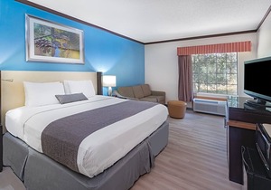 Baymont by Wyndham Hinesville Fort Stewart Area
