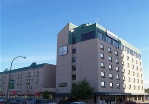Nomad Hotel & Suites