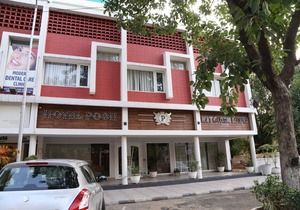Hotel Posh
