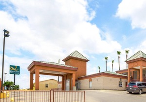 Econo Lodge Inn & Suites Eagle Pass