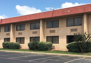 Days Inn by Wyndham Sherman