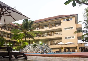 Best Western Plus Accra Beach Hotel