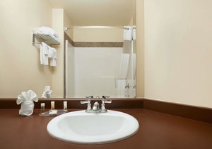 Days Inn by Wyndham Dawson Creek