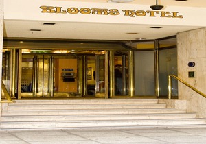 Blooms Hotel