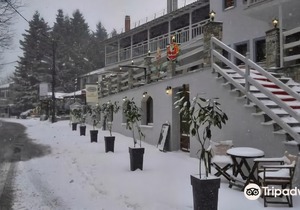 Anamar Pilio Resort
