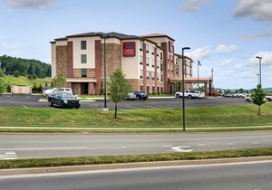 Comfort Suites Bridgeport - Clarksburg