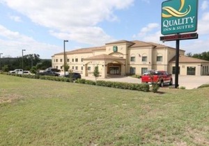 Quality Inn & Suites - Glen Rose