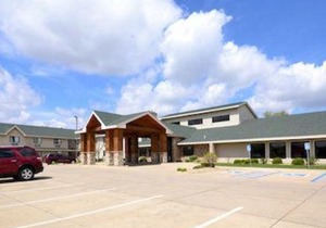AmericInn by Wyndham Cedar Falls