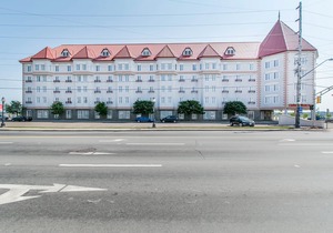 Chateau Moncton Trademark Collection by Wyndham