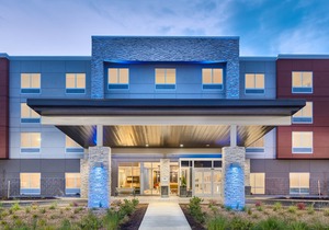Holiday Inn Express & Suites Salem North - Keizer, an Ihg Hotel