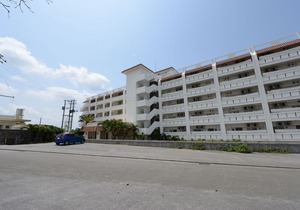 Beach Resort Morimar