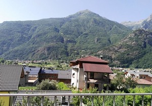 B&B Jasmyn