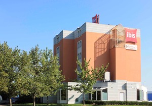 Ibis Lyon Sud Chasse Sur Rhone
