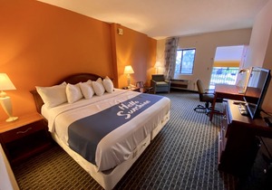 Days Inn by Wyndham Morehead