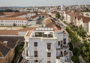 Penedo da Saudade Suites & Hostel
