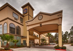 Best Western Plus New Caney Inn & Suites