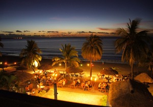 Smugglers Cove Beach Resort & Hotel