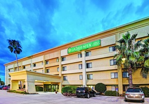 La Quinta by Wyndham Houston Baytown East