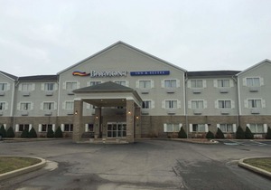 Baymont by Wyndham Lawrenceburg