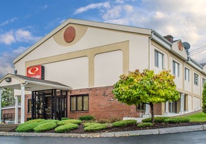 Econo Lodge Dewitt I-90