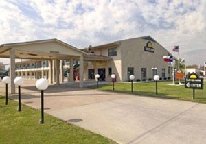 Days Inn by Wyndham Canton