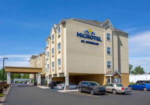 Microtel Inn & Suites by Wyndham Niagara Falls
