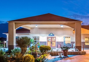 Days Inn by Wyndham Gainesville
