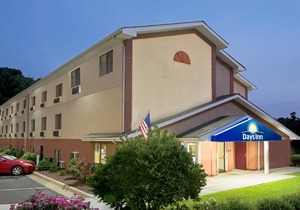 Days Inn by Wyndham Torrington