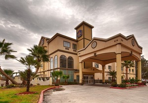 Best Western Plus New Caney Inn & Suites
