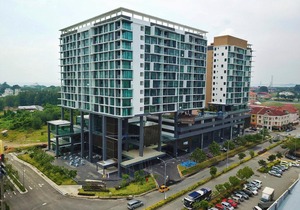 D'Wharf Hotel & Serviced Residence