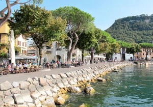 Apartment Corte delle Rose in Garda - 4 persons, 1 bedrooms