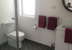 Brand new fully equipped 2 bedroom house only a block away from beach