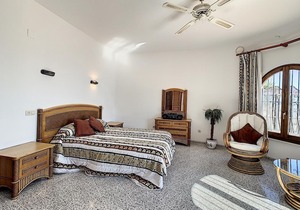 Villa Kerstin - Four Bedroom Villa, Sleeps 8