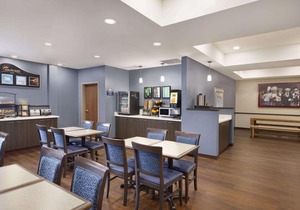 Days Inn & Suites by Wyndham Lindsay