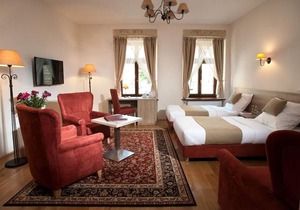 Hotel Santi
