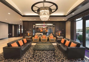 Coast Victoria Hotel & Marina by APA