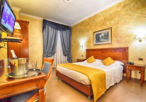 Montecarlo Hotel