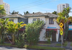 Tondio Terrace Flat 2 - Neat and tidy budget accommodation, easy walk to the beach