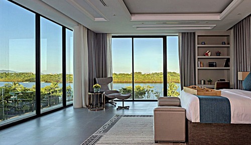 Junior Suite, Pool View