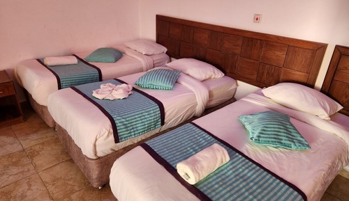 Deluxe Triple Room, 1 Bedroom, Pool View, Poolside