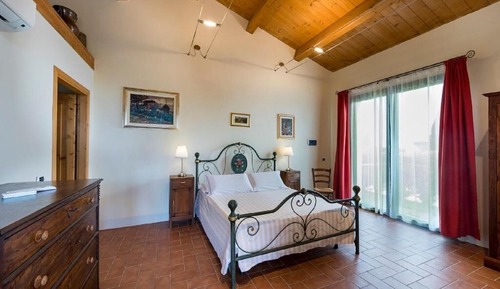 Superior Triple Room, 1 Bedroom, Private Bathroom, Ground Floor