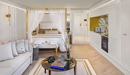 1+0 Bosphorus View Apartment