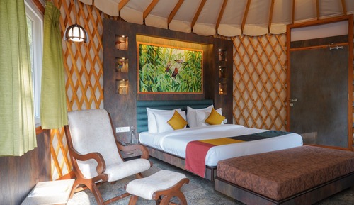 Yurt with Private sit-out