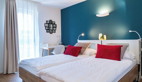 Superior Apartment, 1 Queen Bed, Accessible, Mountain View