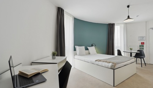 GRAND STANDARD STUDIO (DOUBLE BED)